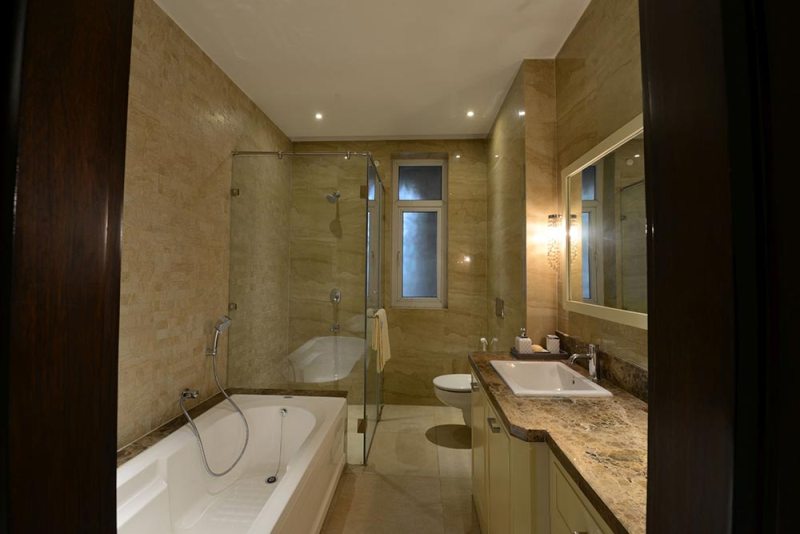 County-The-Center-Court-Washroom